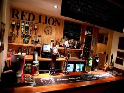 Red Lion Inn Newbrough 外观 照片